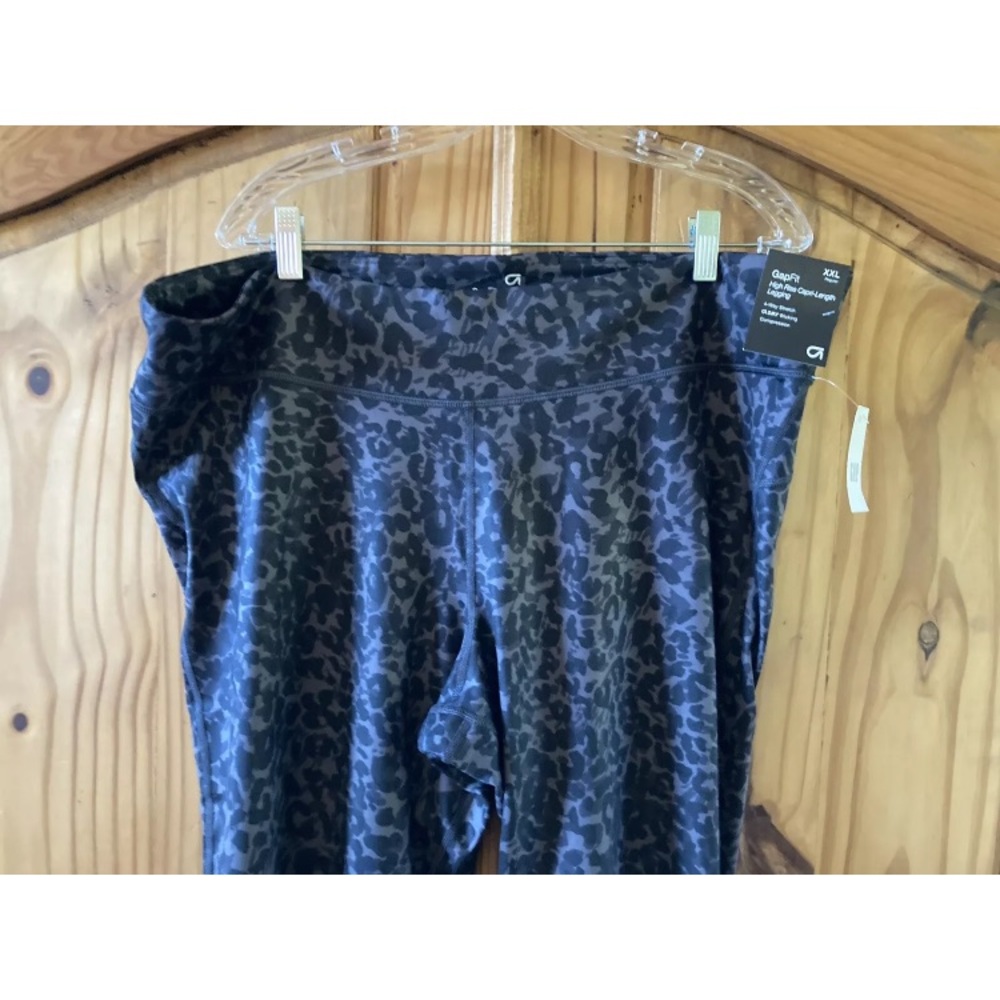 Women’s Gap black gray cheetah print athletic legging yoga pants size XXL - NWT - Picture 2 of 7